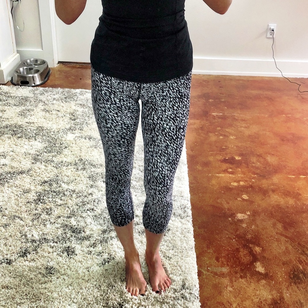 Calvin Klein Capri Yoga Pants